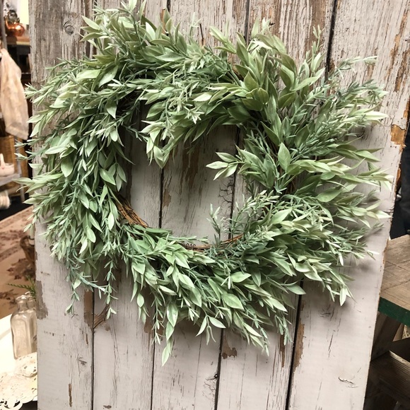 Meet your Posher, Justine - Picture 1 of 1